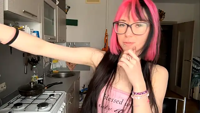 WifeAileen online show from 04-09-26, 06:13