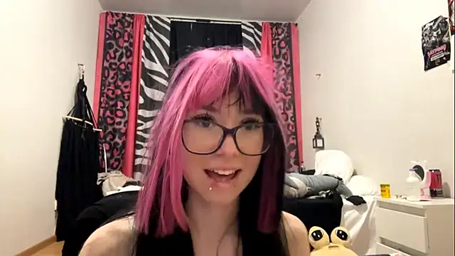 WifeAileen online show from 05-25-26, 06:25