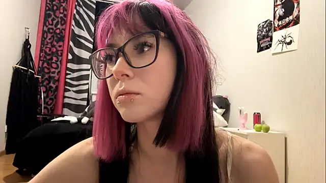 WifeAileen online show from 05-27-26, 06:38