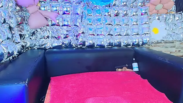 candy-paris online show from 05-25-26, 01:39