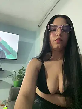 Snapshot of IsabelaRivers chatting on 04-10-26, 03:01 IsabelaRivers online show from 04-10-26, 03:01