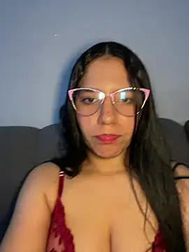 Snapshot of IsabelaRivers chatting on 04-11-26, 02:49 IsabelaRivers online show from 04-11-26, 02:49