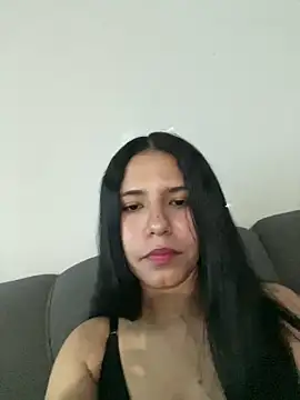 Snapshot of IsabelaRivers chatting on 05-03-26, 04:18 IsabelaRivers online show from 05-03-26, 04:18