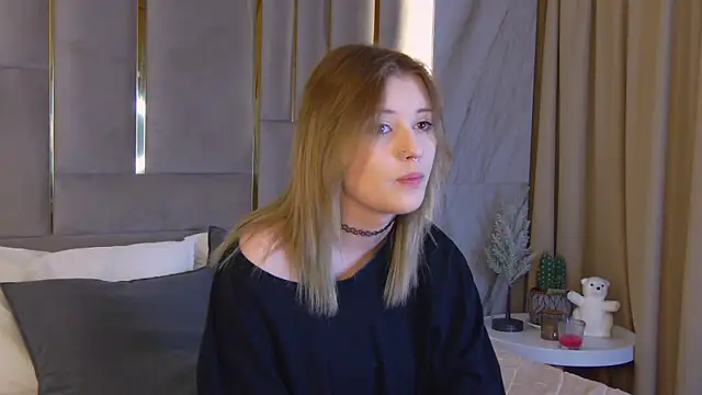 Mila blum online show from 05-07-26, 06:13