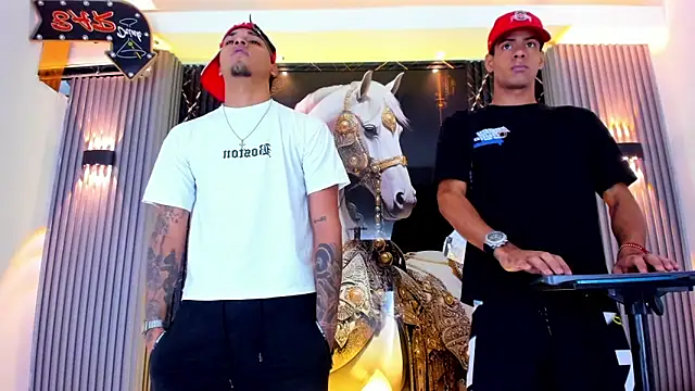 Snapshot of the_knights_of_the_night_ chatting on 04-06-26, 03:37 the knights of the night online show from 04-06-26, 03:37