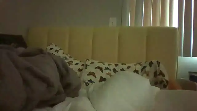 Snapshot of madzbailey chatting on 07-04-26, 02:12 madzbailey online show from 07-04-26, 02:12