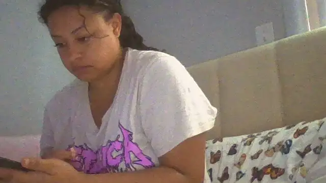 Snapshot of madzbailey chatting on 07-06-26, 03:03 madzbailey online show from 07-06-26, 03:03