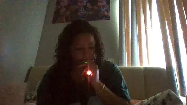 Snapshot of madzbailey chatting on 07-13-26, 05:05 madzbailey online show from 07-13-26, 05:05