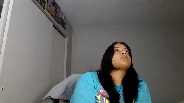 Snapshot of madzbailey chatting on 07-28-26, 07:04 madzbailey online show from 07-28-26, 07:04