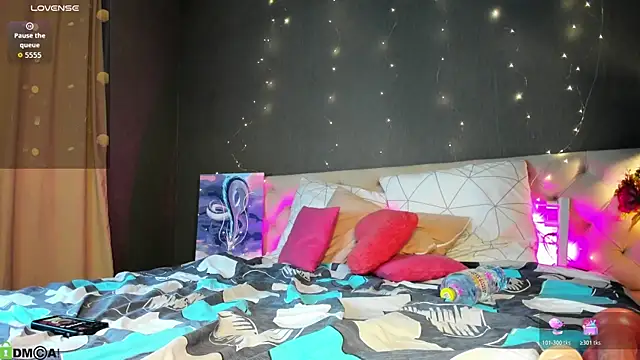 Amy-Desiree online show from 05-28-26, 01:03