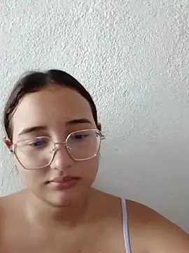 naughty girl hot  online show from 05-24-26, 03:50