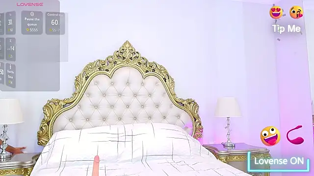 Snapshot of BonnyCandy chatting on 05-13-26, 12:02 BonnyCandy online show from 05-13-26, 12:02