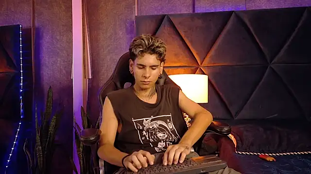 Bel Sebu online show from 04-17-26, 11:52