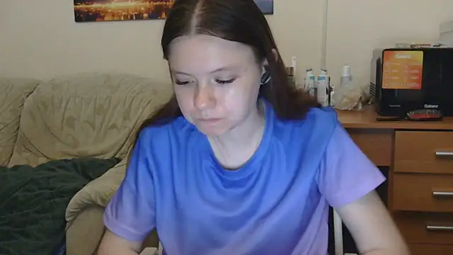 JessicaHolland1 online show from 06-07-26, 06:44