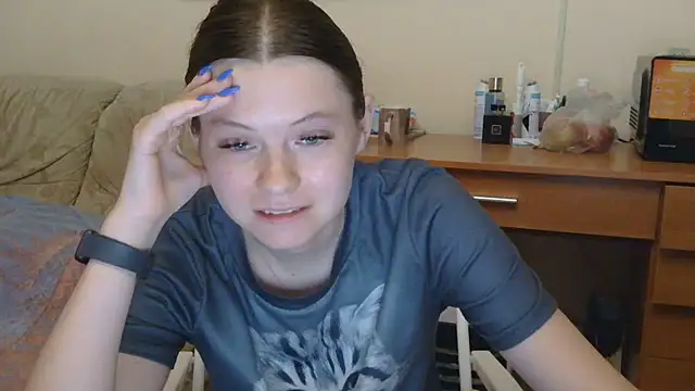 JessicaHolland1 online show from 06-10-26, 05:45