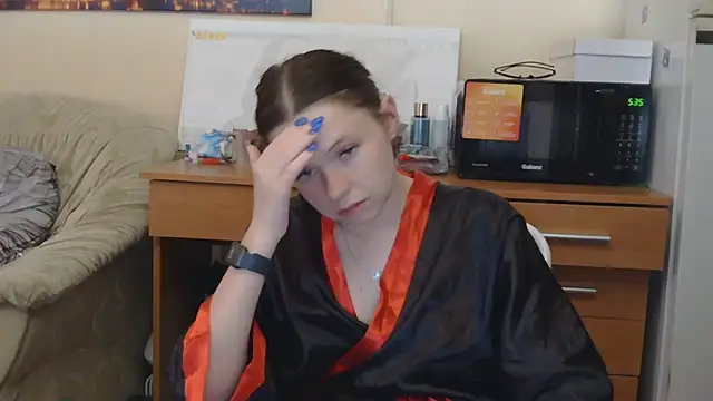 JessicaHolland1 online show from 06-28-26, 05:19