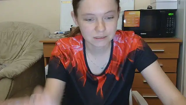 JessicaHolland1 online show from 07-28-26, 06:07