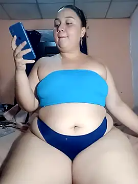 Snapshot of Marialae2735 chatting on 05-04-26, 11:34 Marialae2735 online show from 05-04-26, 11:34