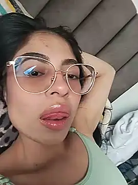 Lucietakeme online show from 06-09-26, 07:47