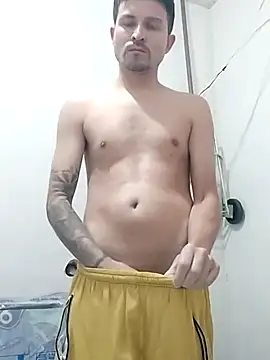 Snapshot of Joelcio19cm chatting on 04-05-26, 10:07 Joelcio19cm online show from 04-05-26, 10:07