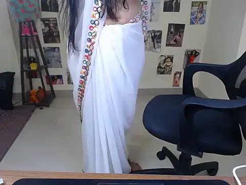 Snapshot of Kinky_babyy chatting on 07-09-26, 05:33 Kinky babyy online show from 07-09-26, 05:33