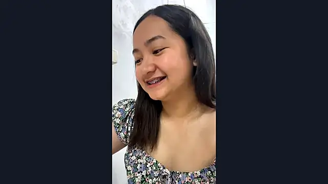 Snapshot of BirgitCelestino chatting on 04-08-26, 04:23 BirgitCelestino online show from 04-08-26, 04:23