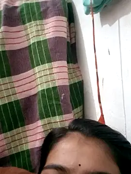 Snapshot of Saloni_sexe chatting on 07-20-26, 03:36 Saloni sexe online show from 07-20-26, 03:36
