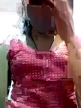 Snapshot of Saloni_sexe chatting on 07-24-26, 04:27 Saloni sexe online show from 07-24-26, 04:27