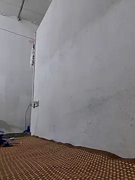 ahtaikk12345 online show from 04-13-26, 10:43