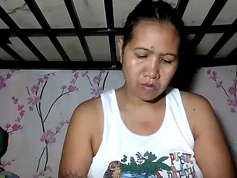 Snapshot of _SweetSmile chatting on 04-20-26, 08:54 SweetSmile online show from 04-20-26, 08:54