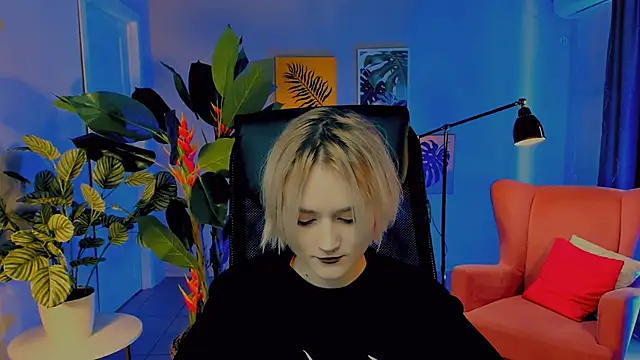 MicheleMarsh online show from 04-18-26, 01:15