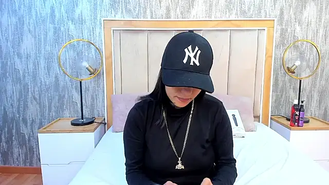 Snapshot of NaomiBDSM chatting on 04-07-26, 02:56 NaomiBDSM online show from 04-07-26, 02:56