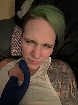 juneafterhours online show from 04-18-26, 09:46