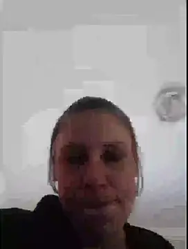 Snapshot of Hildaqii chatting on 05-30-26, 10:12 Hildaqii online show from 05-30-26, 10:12