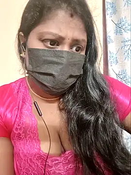 Romantic Woman online show from 04-18-26, 02:10