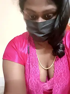 Romantic Woman online show from 04-18-26, 07:07