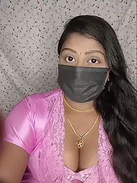 Snapshot of Romantic_Woman chatting on 07-24-26, 06:39 Romantic Woman online show from 07-24-26, 06:39