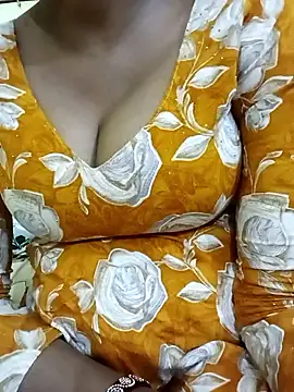 Snapshot of Alisha-sexy chatting on 05-29-26, 03:21 Alisha-sexy online show from 05-29-26, 03:21