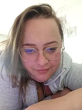 Blondibaby online show from 05-19-26, 06:20