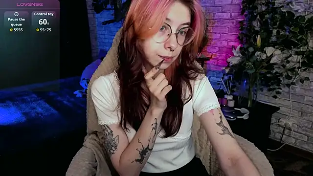 Alice Nyx online show from 06-23-26, 08:40