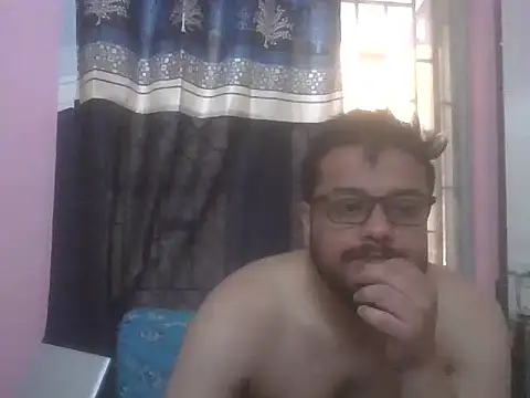 hotboyl6969 online show from 04-05-26, 05:48