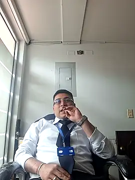 J0nathannn online show from 04-21-26, 08:34