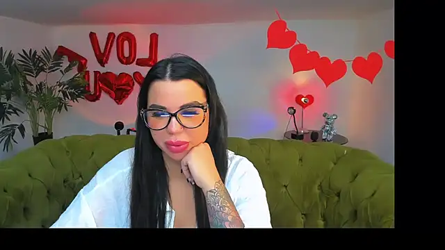 Salty  Queen online show from 04-07-26, 06:47