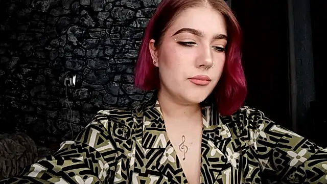 Snapshot of E_thie chatting on 04-05-26, 01:19 E thie online show from 04-05-26, 01:19