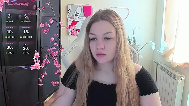 Snapshot of AmeliePeach chatting on 04-30-26, 01:56 AmeliePeach online show from 04-30-26, 01:56