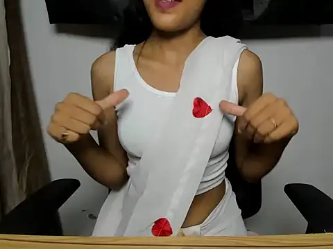 Shanaya xo online show from 06-21-26, 05:26