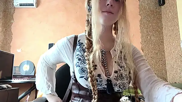 Snapshot of KateVibe_01 chatting on 04-07-26, 11:15 KateVibe 01 online show from 04-07-26, 11:15