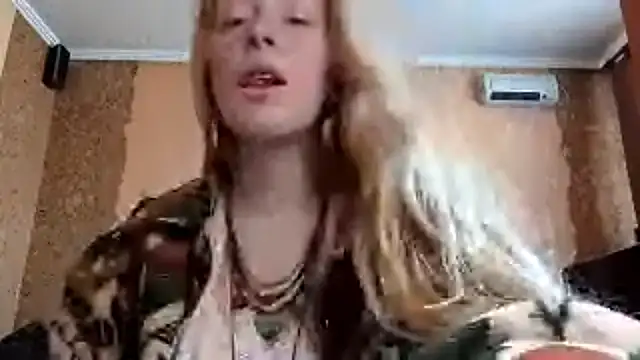 Snapshot of KateVibe_01 chatting on 05-27-26, 03:03 KateVibe 01 online show from 05-27-26, 03:03