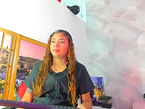 EllyBloom online show from 04-05-26, 02:03