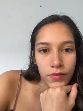 RAMONA and ROGER online show from 04-08-26, 01:44